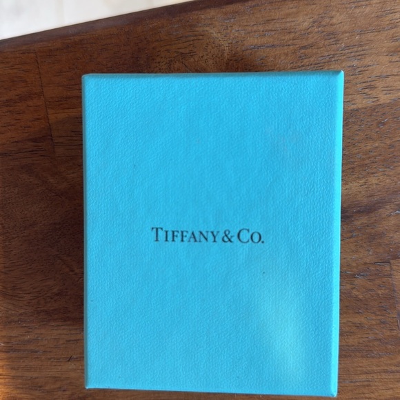 Tiffany Infinity bracelet - Picture 10 of 12